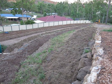acreage landscaping